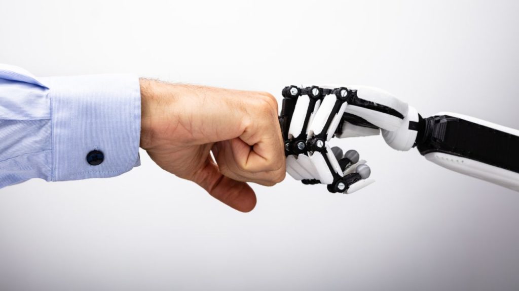 IA et humaine en SEO